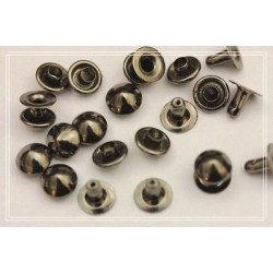 200 pz borchie sfuse a cono con rivetto 8mm colore nero lucido *cone studs with rivet