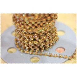 50cm catena con strass SS12 circa 3.2mm color base oro e strass cangiante