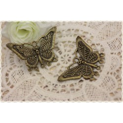 2 pcs filigree bronze earrings to create 3 X 4.2 cm