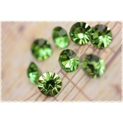 10pz Strass vetro 8mm cristalli taglio diamante verde chiaro lucentissimi